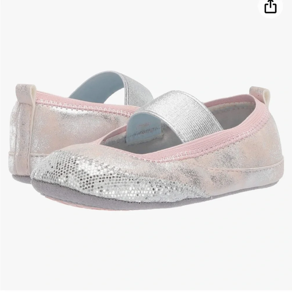 RO + ME Baby Girl-Child Mary Jane Crib Shoe 12-18ms